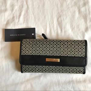 Tommy Hilfiger Wallet